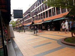 Toa Payoh Central (D12), Shop House #560915211